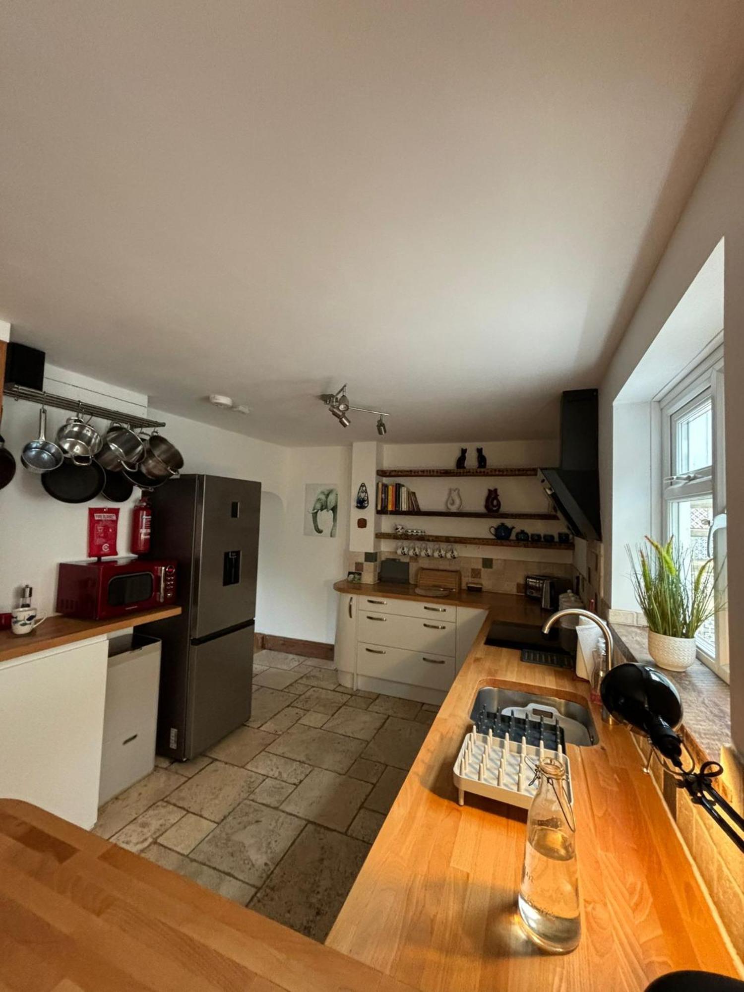 Mellow Cottage Just A Short Walk To The Beach Перънпорт Екстериор снимка